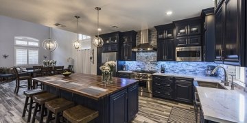 Mutfak Tadilatı – Modern Dolaplar, Tezgâh Kaplama, Fayans